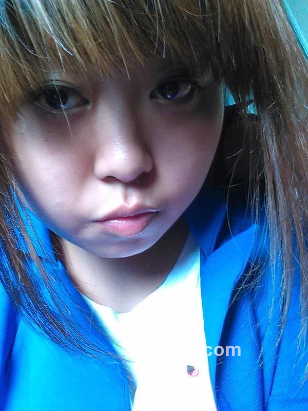 给自己一个别致的微笑的头像