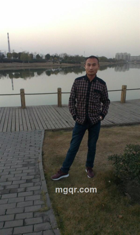 爱情这杯酒谁喝都得醉的头像