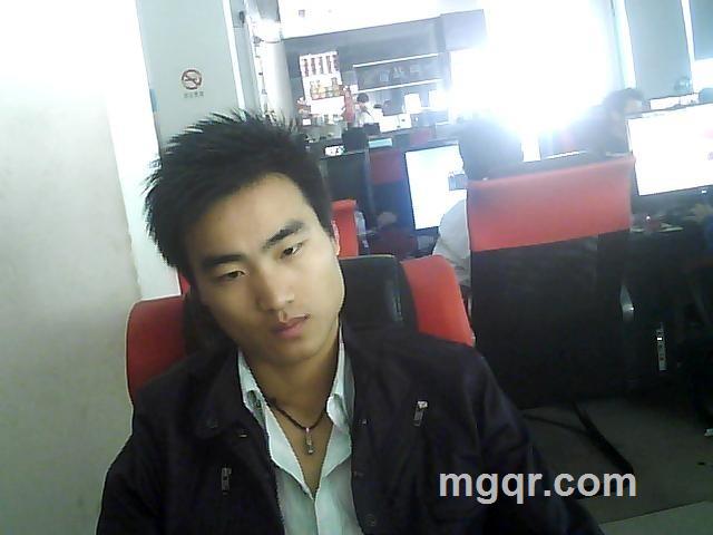 丨寂寞夜晚丨的头像