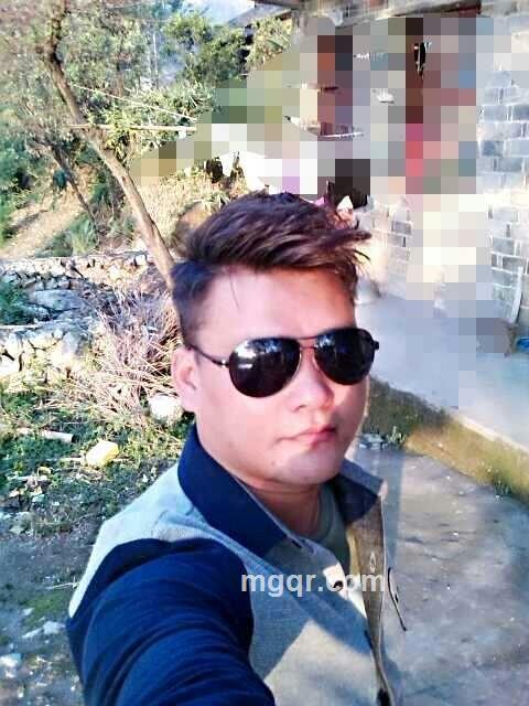 手*中*沙的头像