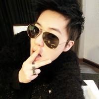 天使先生l的头像