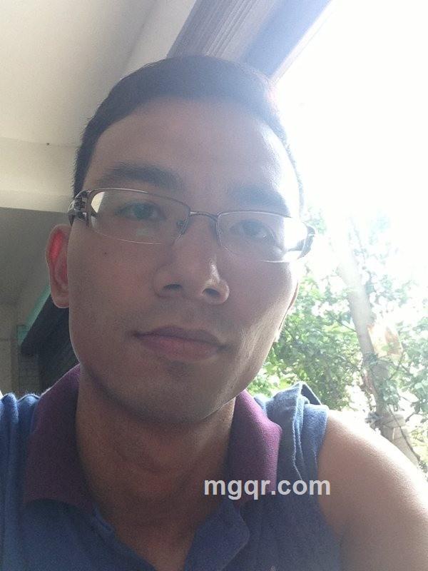 黑白菜、的头像