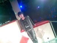 顶楼的毛毛虫 的头像