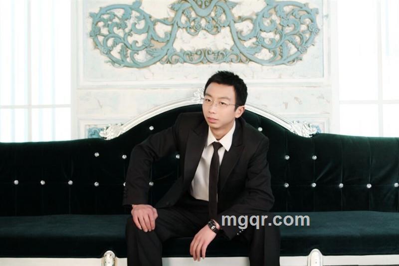 邂逅在转角处的头像