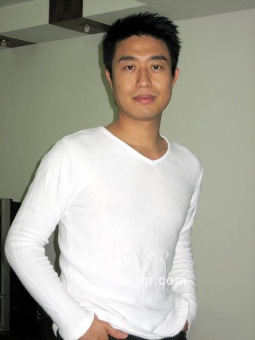 染色的红的头像