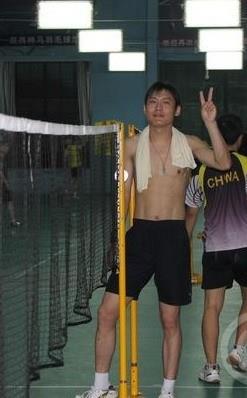 凤翎牛角的头像