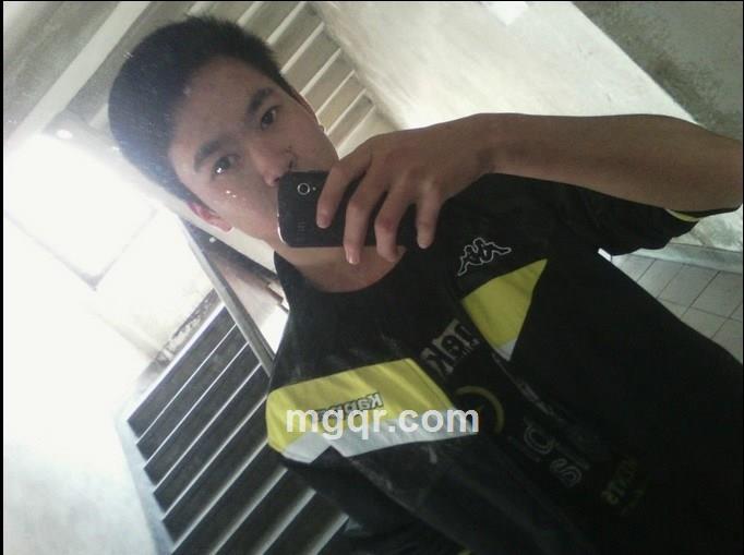 丿君灬为谁丶的头像