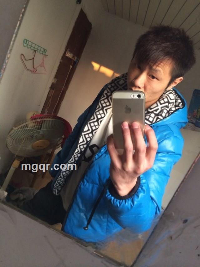 去年买了个表吧