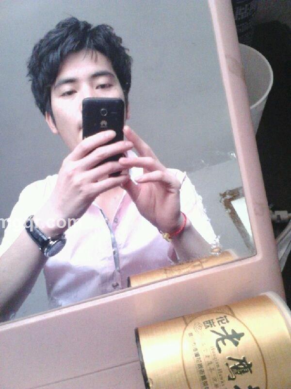 快到碗里来吧亲的头像