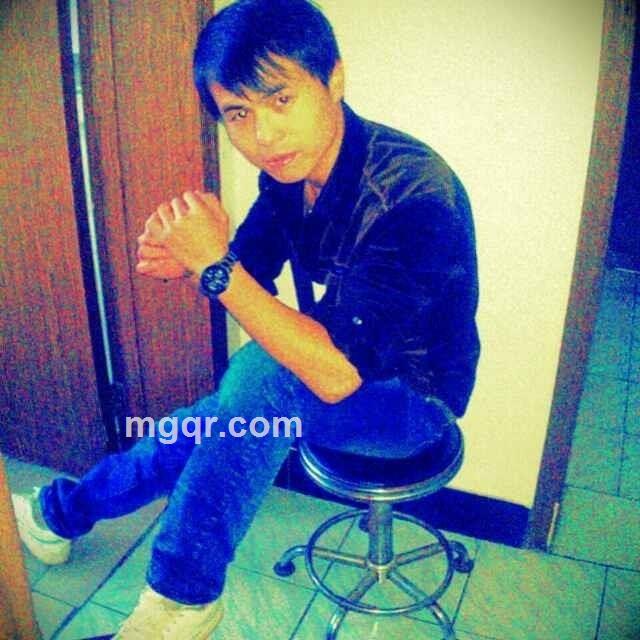 夜、很疯狂的头像