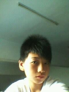 空嘘的夜晚的头像