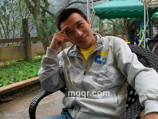 洒满阳光的土地的头像