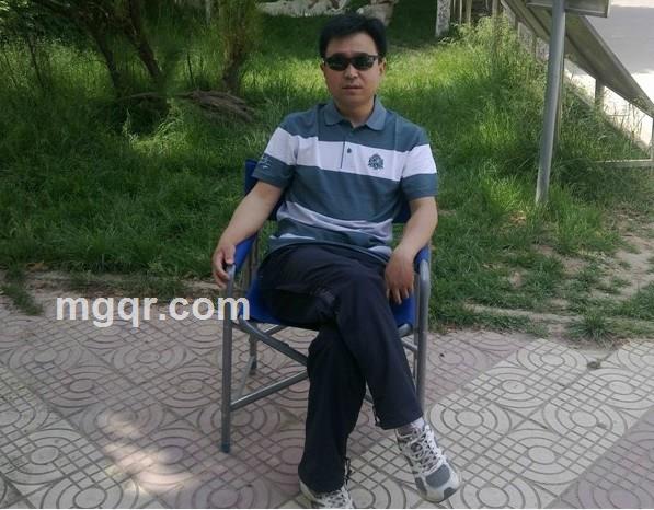 孤男等待的头像