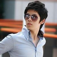 打打闹闹00的头像