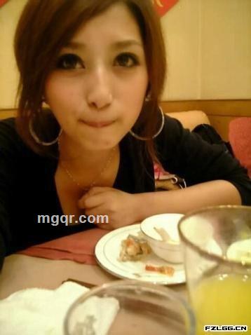 时光冲淡往事~ 的头像