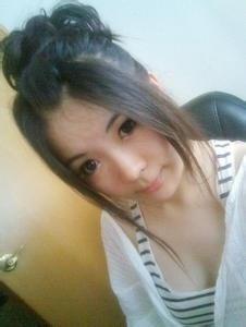 爱爱小妞的头像