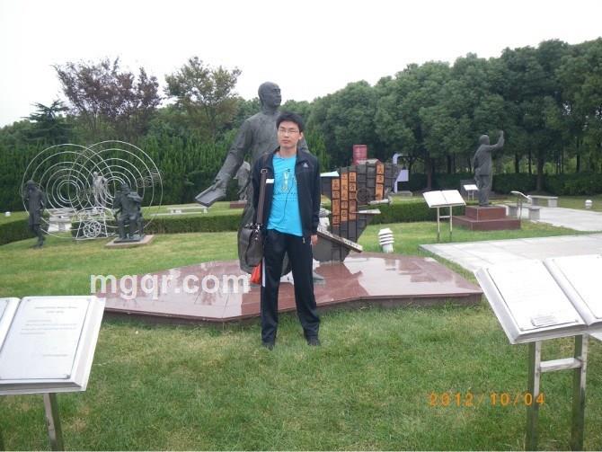 木木花花片片的头像