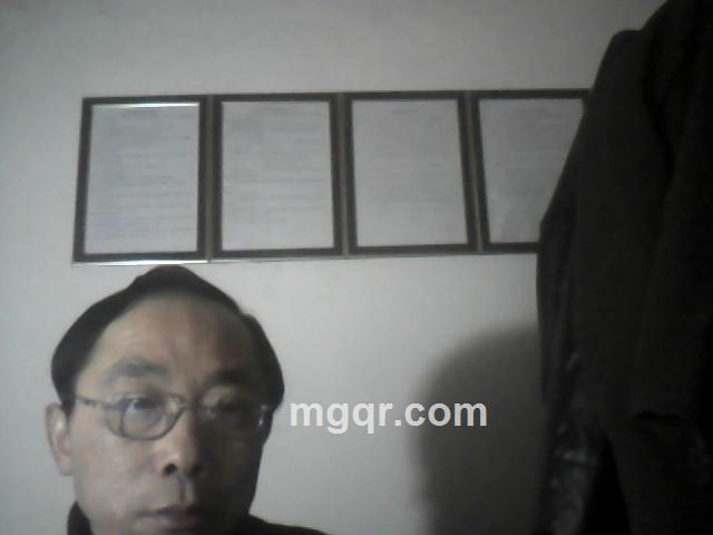 诗人鹏飞的头像