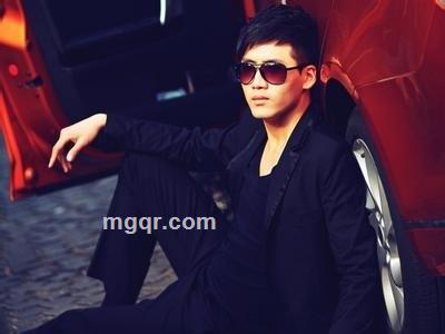 **很大的小伙的头像