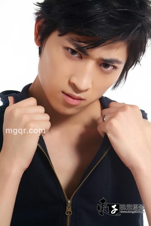 秋天寂寞的夜晚的头像