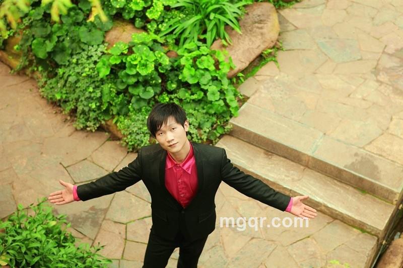 相识闻其依的头像