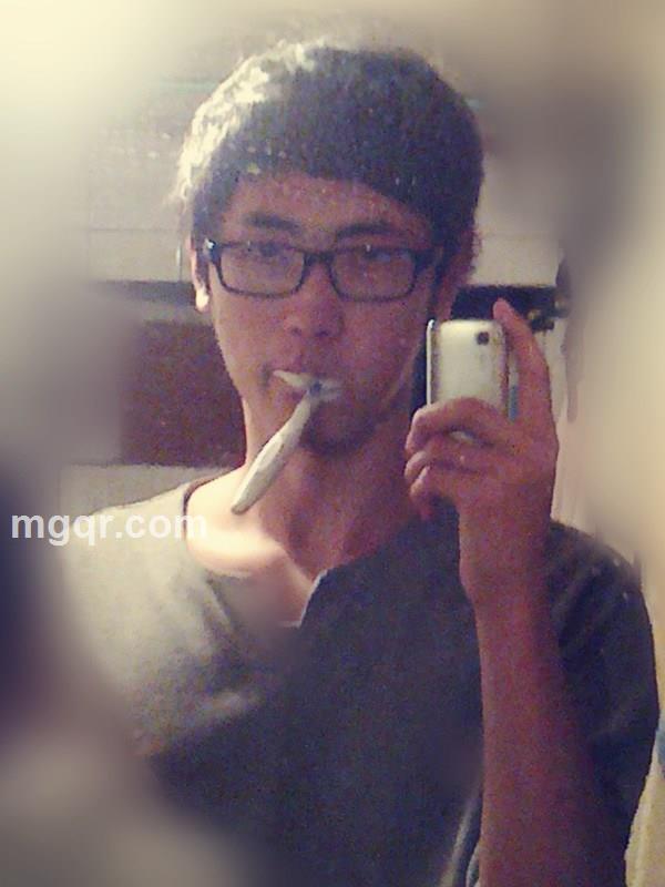 某夜路过的地铁的头像