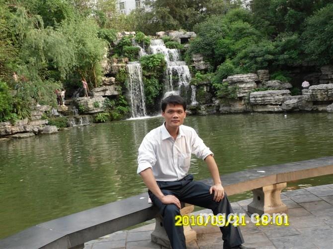 情路漫漫的头像