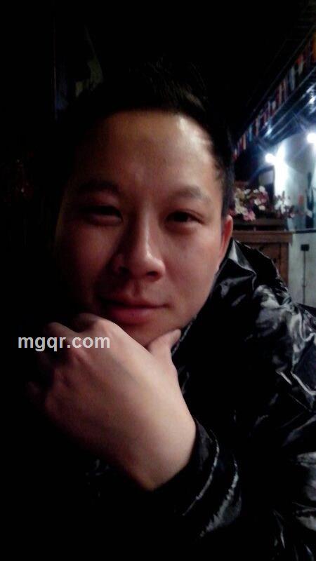 简单爱你疼你的头像