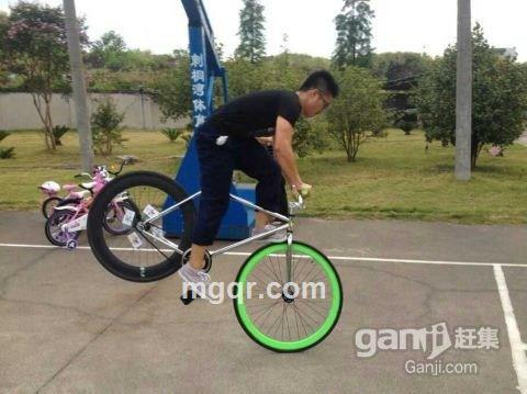 猛男的头像