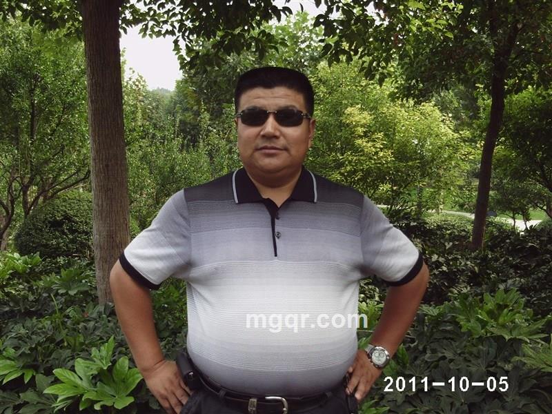 红绿灯老三的头像