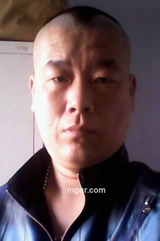 一个人好人=的头像