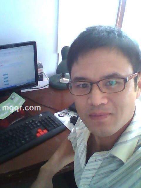 蓝色港湾√的头像