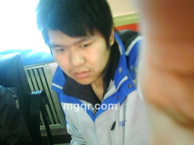 鹤岗男的头像
