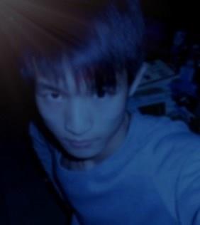 扣四二二三八二一九九的头像