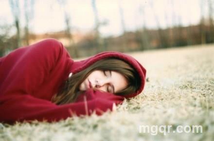 像猫一样往你怀里蹭的头像