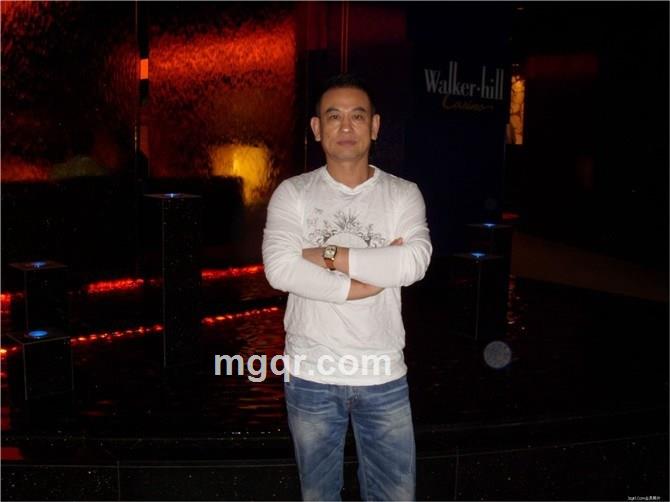 东方之爱的头像