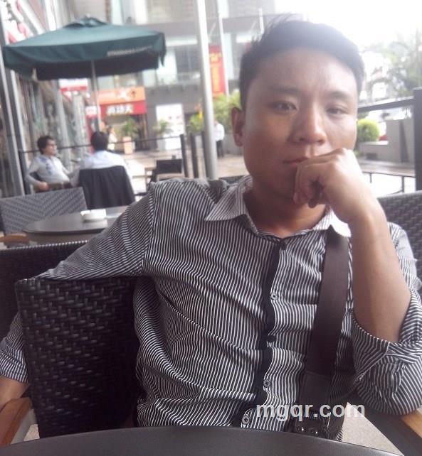 √移埖宮√酷男的头像