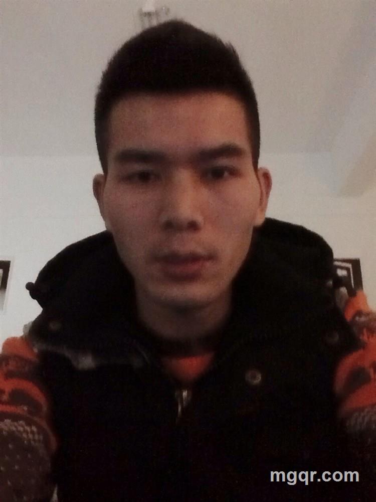 枪炮玫瑰的头像