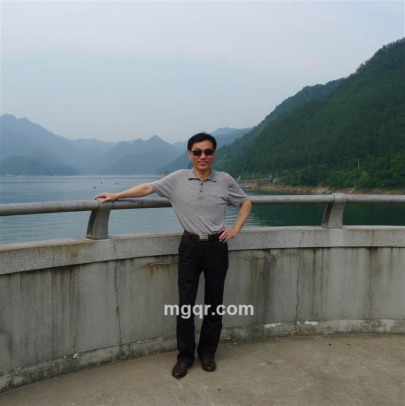 richudipingxian的头像