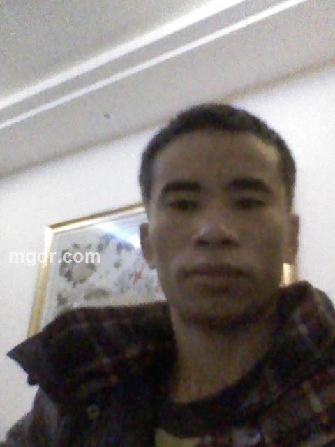 不帅的男人的头像