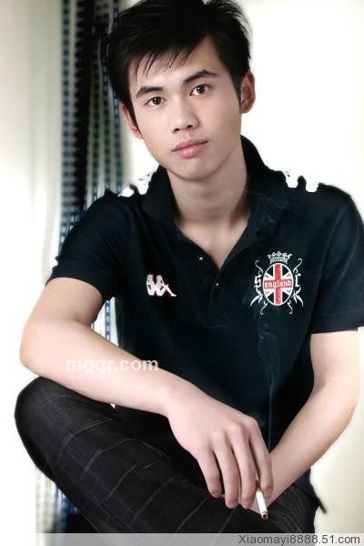 誰伴我闯荡、的头像