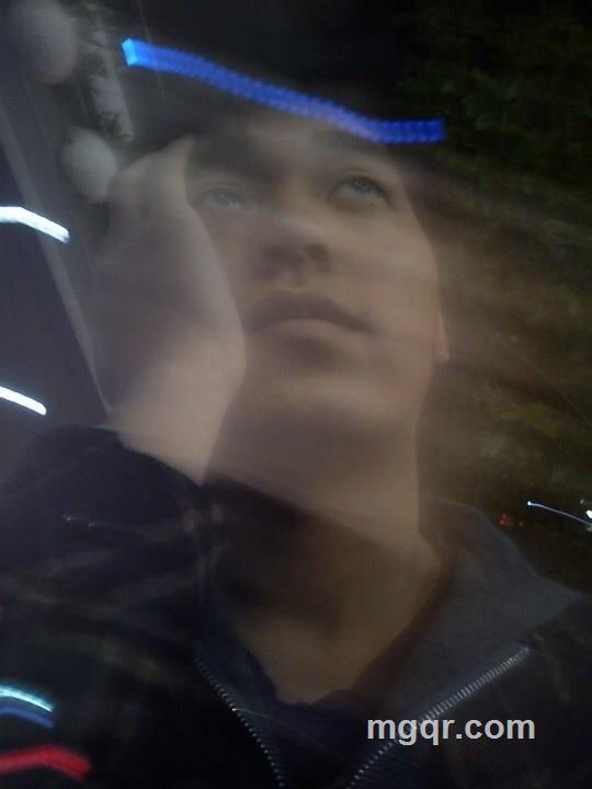 何必汝湿的头像