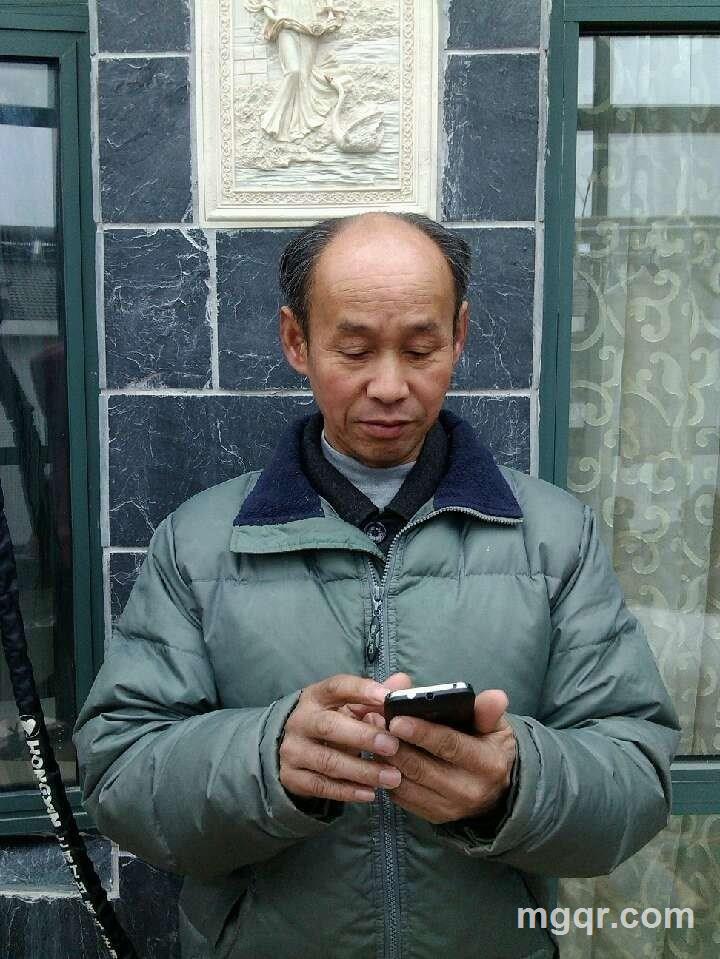 八月外公的头像