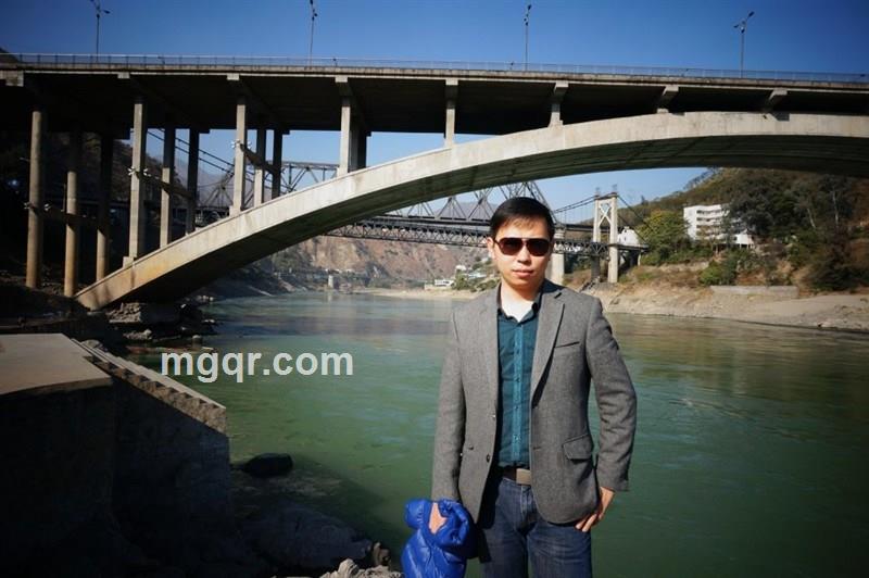 多拉AV梦的头像