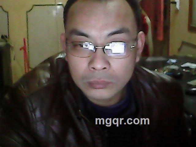 至少半小时的头像