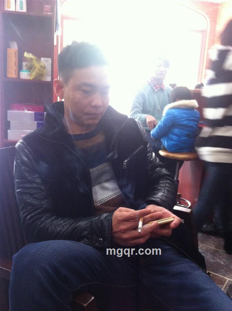 难男亦怀的头像