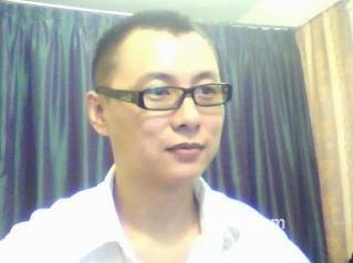 醉语呢喃的头像