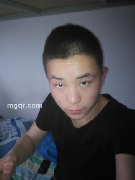 小男孩。。。的头像