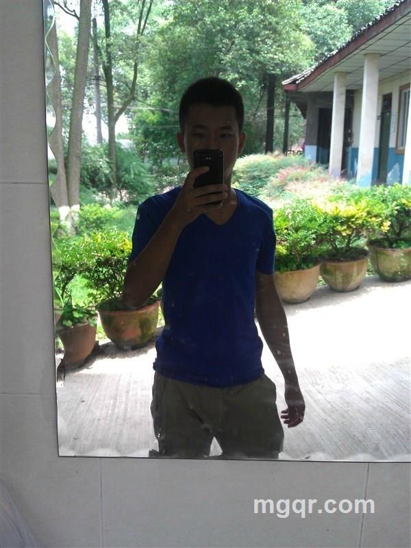 坏坏帅帅的头像