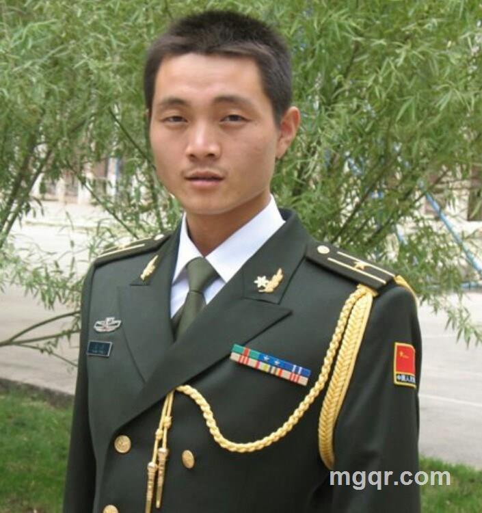 我找个人来陪的头像